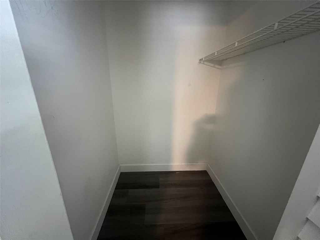 7975 Nw 8th Street - Photo 3