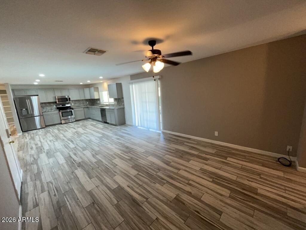 6010 N 21st Drive - Photo 4