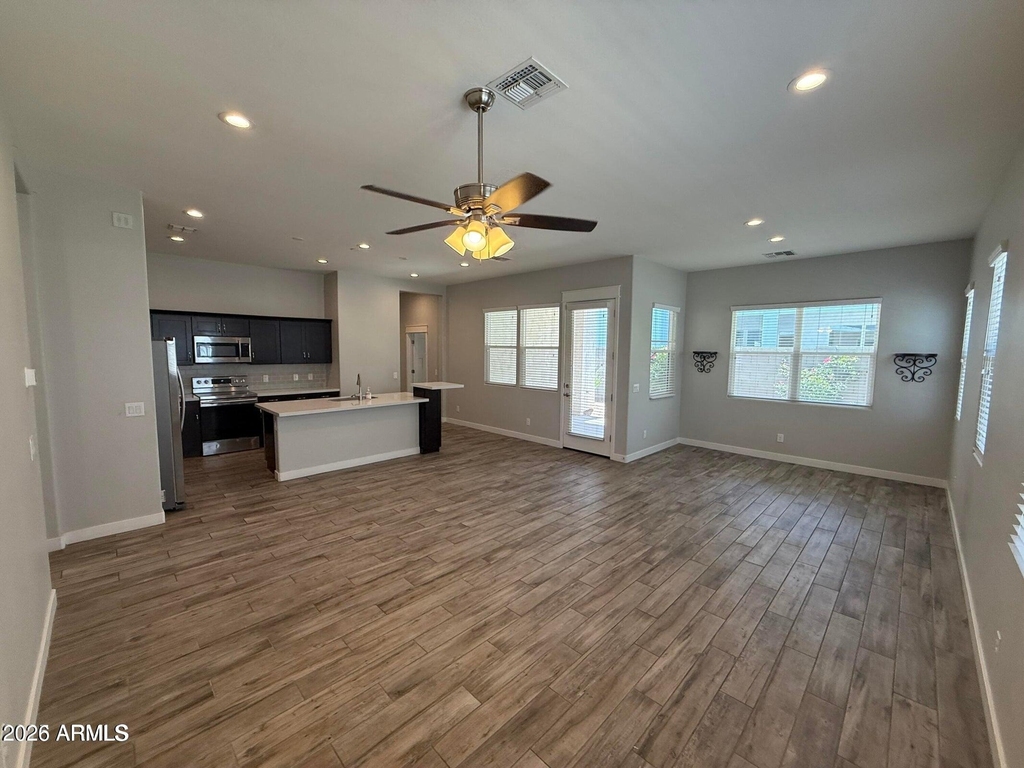 15694 W Melvin Street - Photo 7