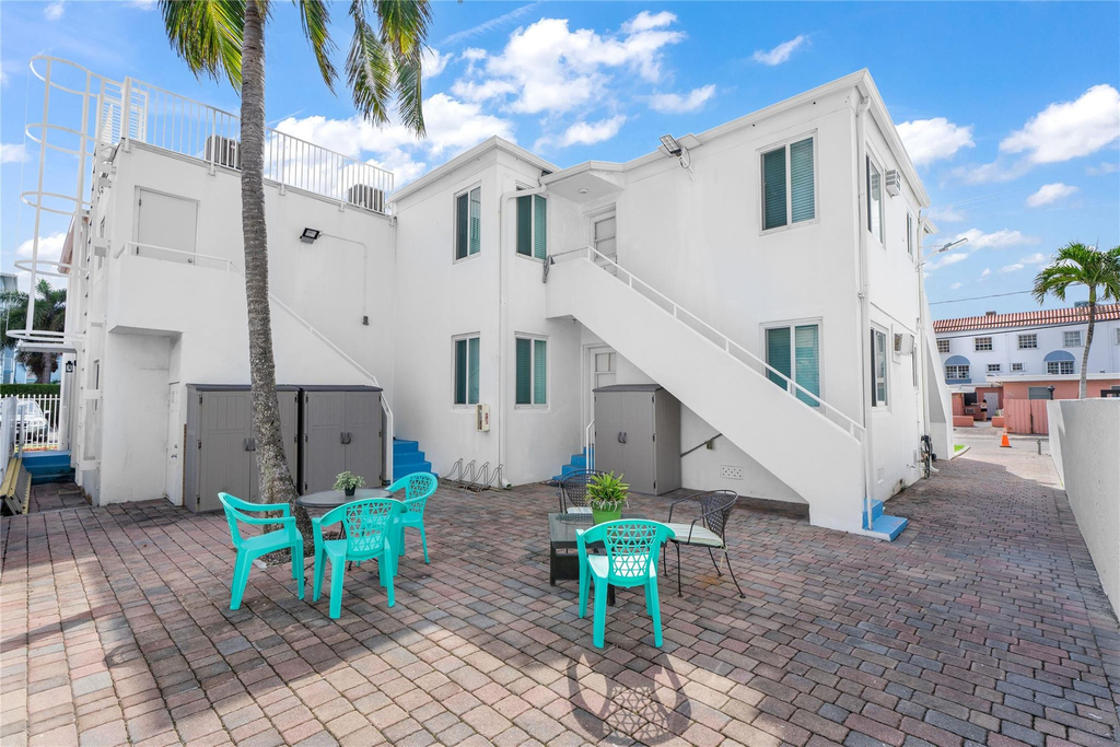 343 Van Buren Street - Photo 6