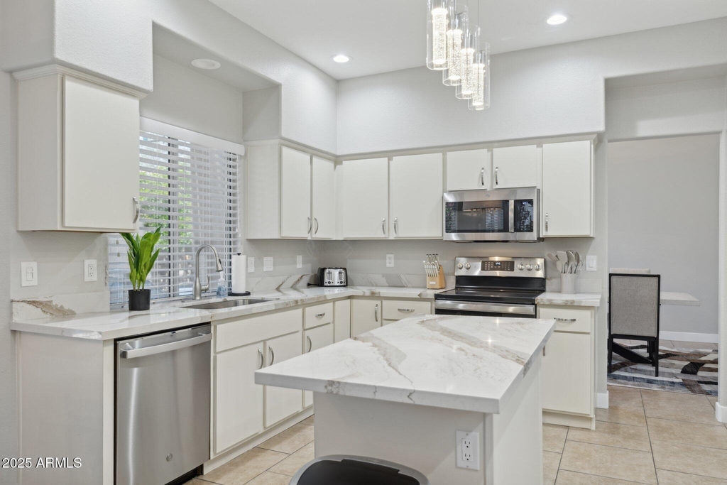 16630 N 61st Place - Photo 13