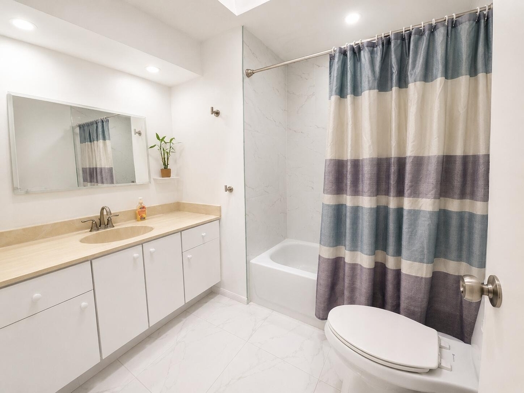 230 Sw Inwood Avenue - Photo 10