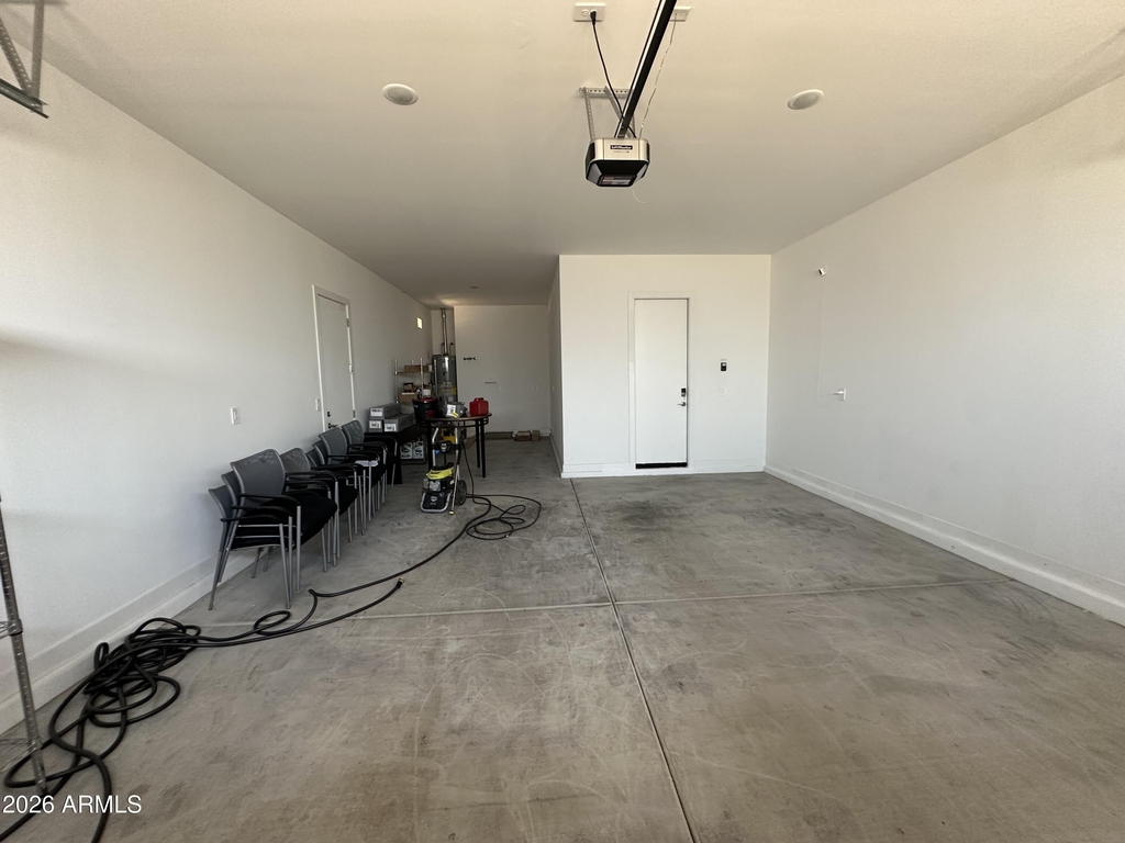 8024 W State Avenue - Photo 44