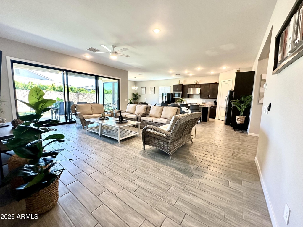 8024 W State Avenue - Photo 19