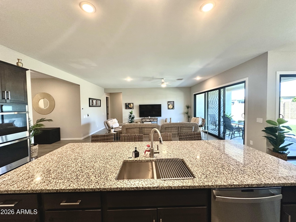 8024 W State Avenue - Photo 25