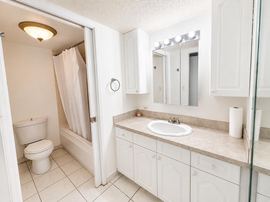 17021 N Bay Road - Photo 4