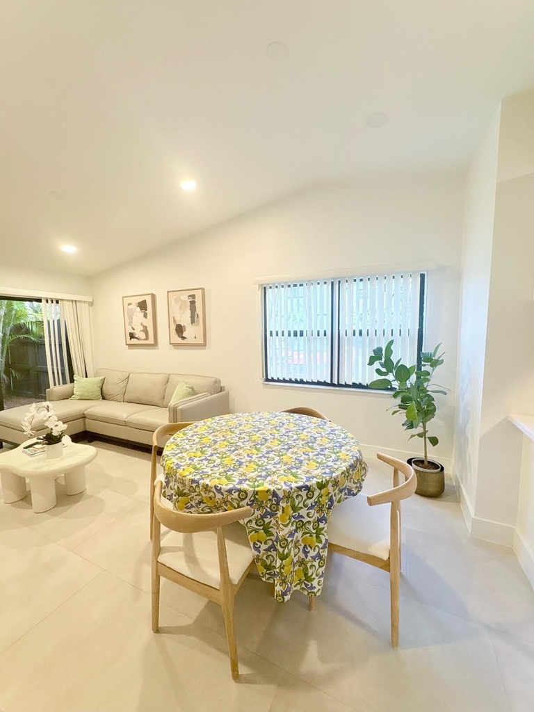 22274 Pineapple Walk Drive - Photo 2