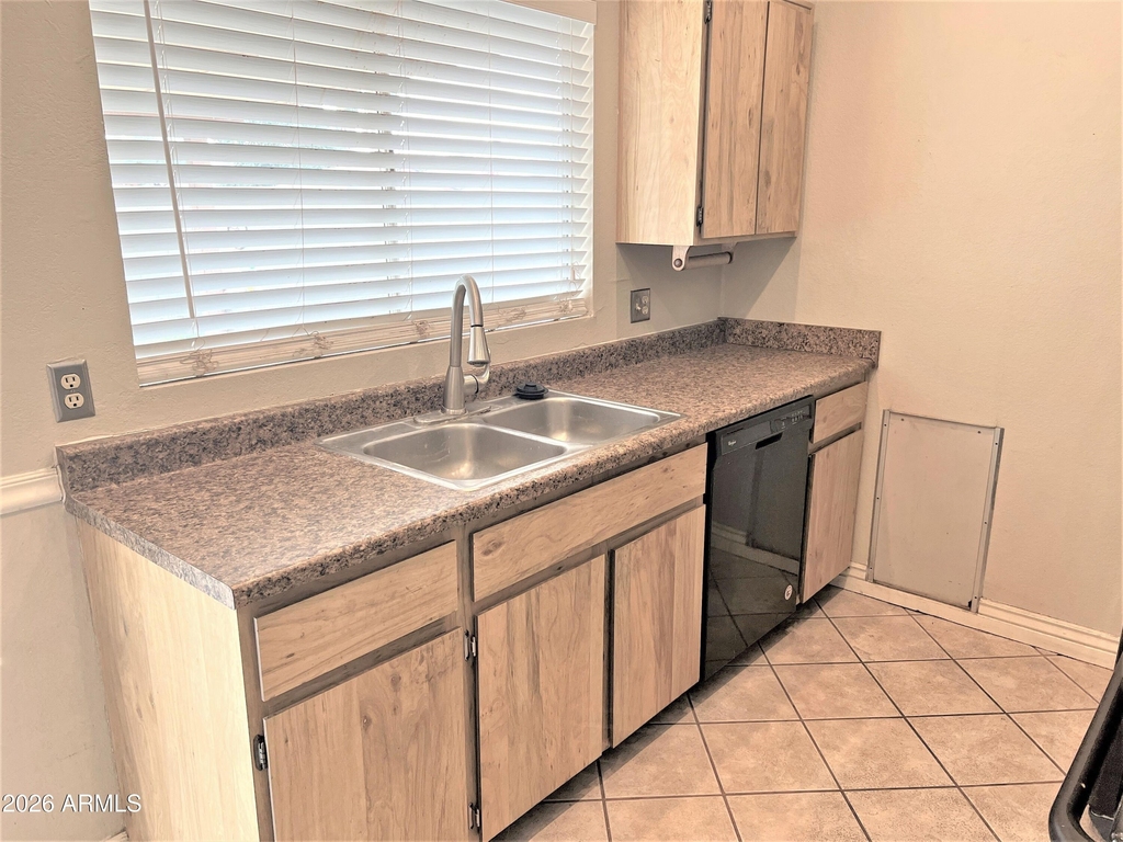 3029 W Tonopah Drive - Photo 5