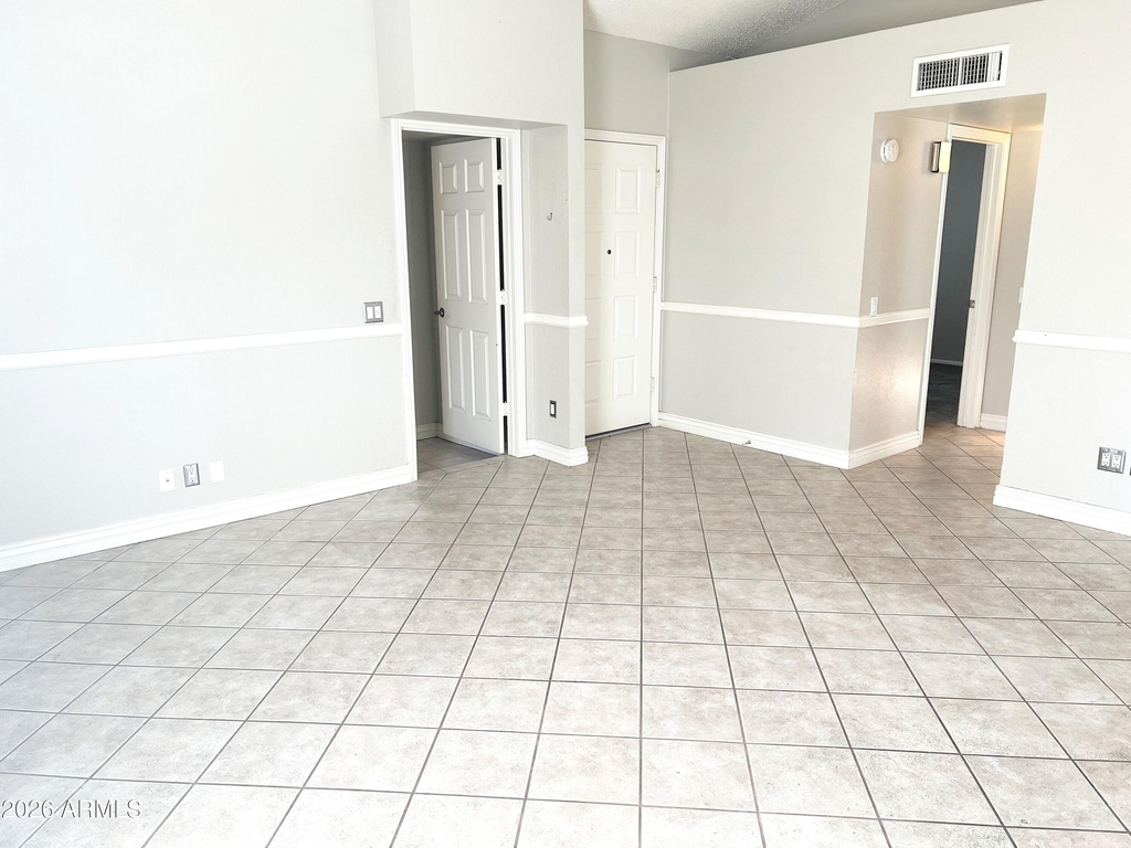 3029 W Tonopah Drive - Photo 7