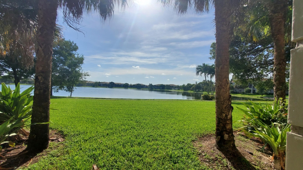 5011 Wiles Road - Photo 12