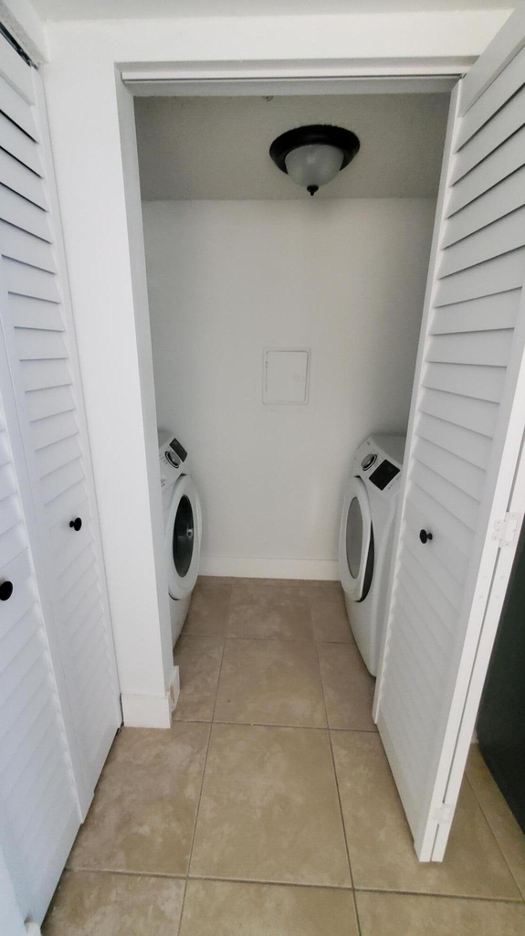 5011 Wiles Road - Photo 17