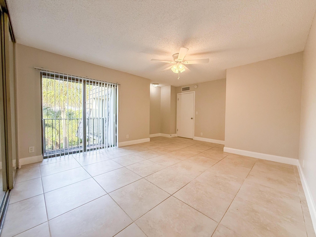 1719 N Congress Avenue - Photo 18