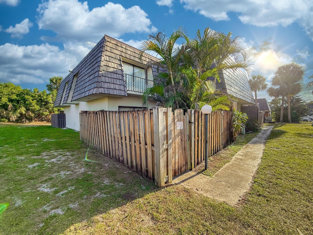 1719 N Congress Avenue - Photo 22