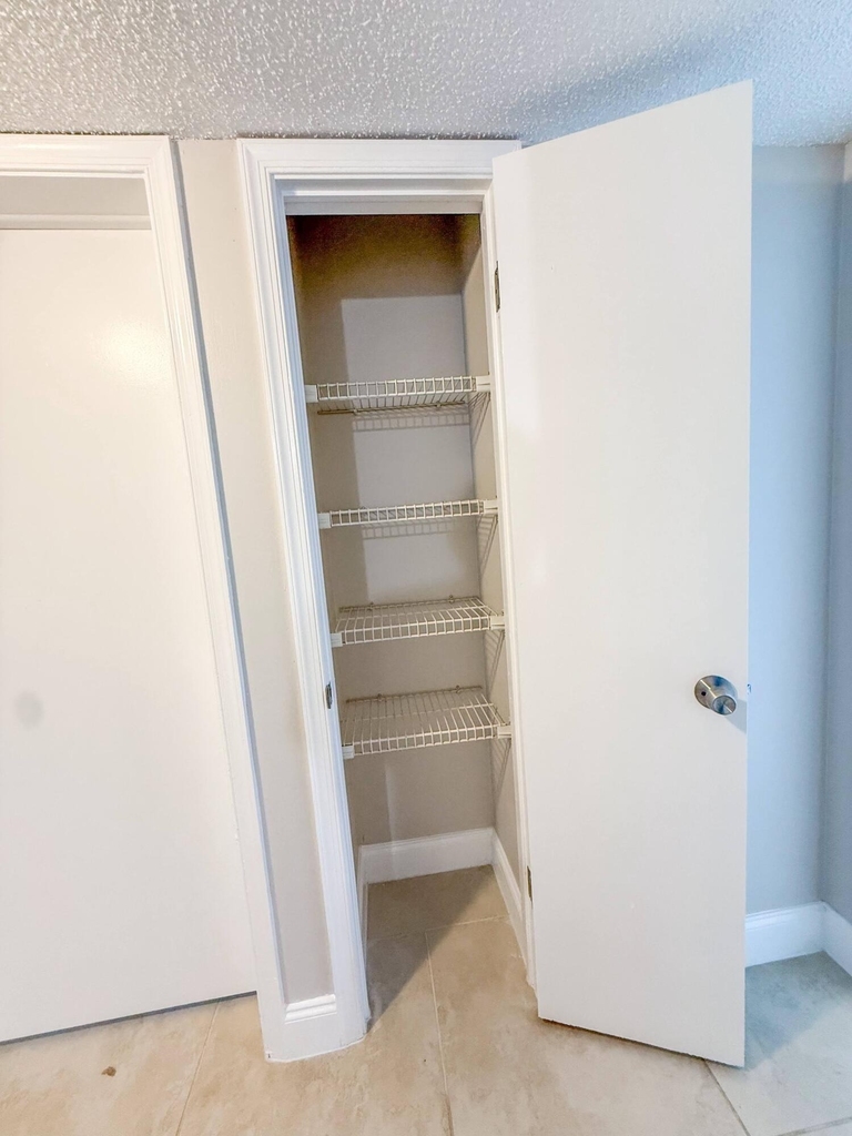 1719 N Congress Avenue - Photo 16