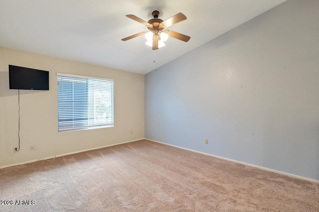 10720 E Mercer Lane - Photo 4