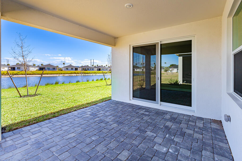 9002 Dahlia Circle - Photo 26