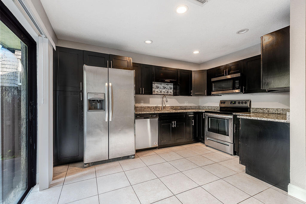 1785 N Congress Avenue - Photo 16