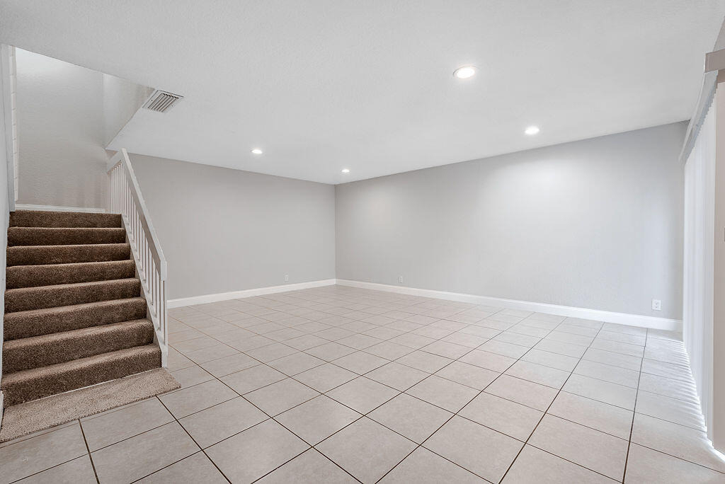 1785 N Congress Avenue - Photo 11