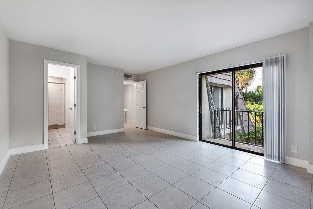 1785 N Congress Avenue - Photo 26