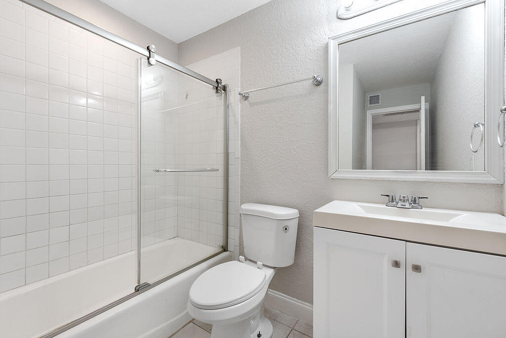 1785 N Congress Avenue - Photo 24