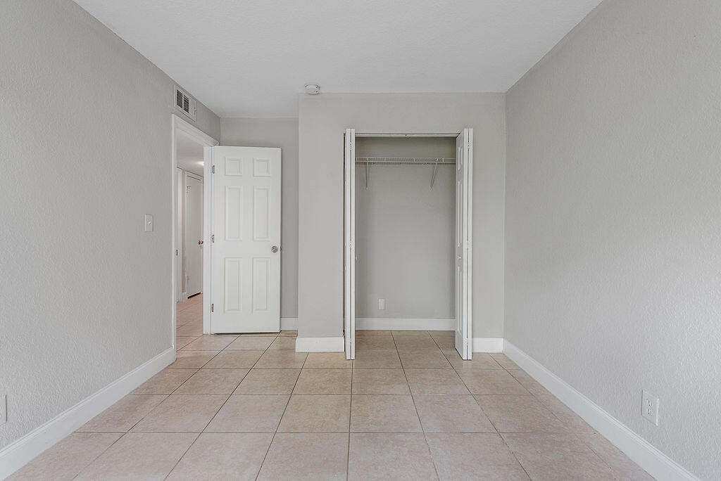 1785 N Congress Avenue - Photo 20