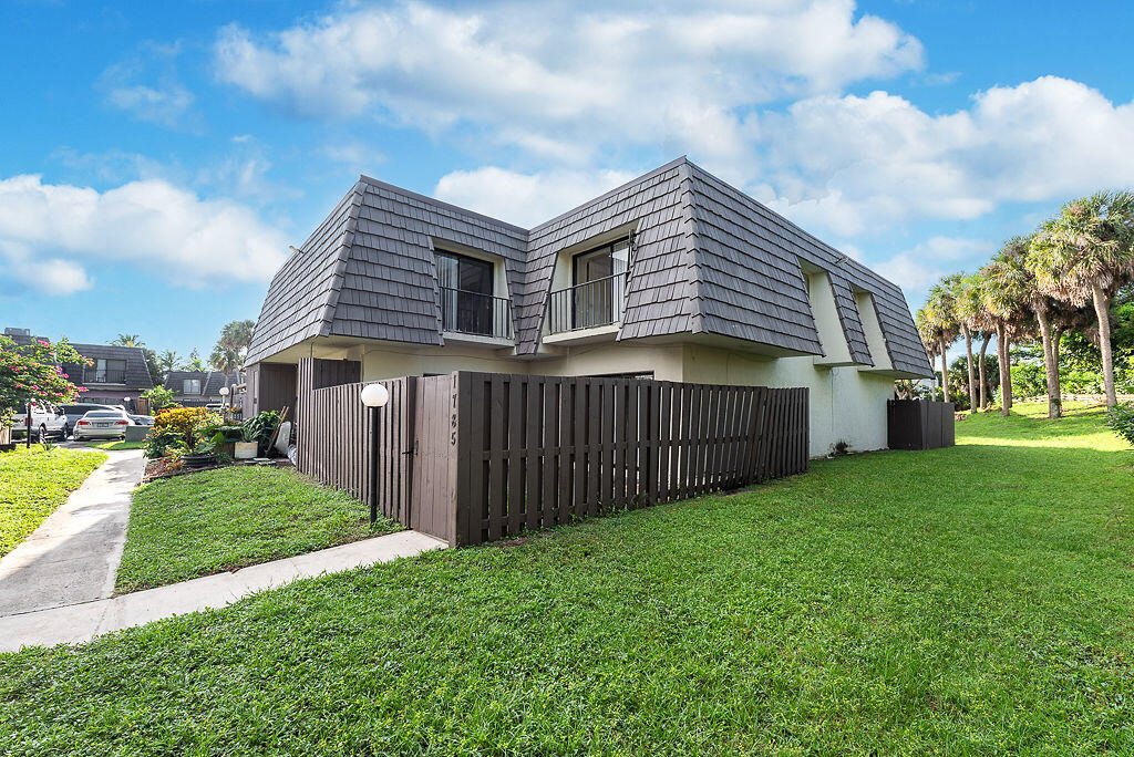 1785 N Congress Avenue - Photo 1
