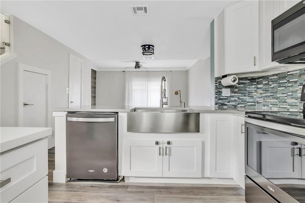 1861 Ne 15th Avenue - Photo 1