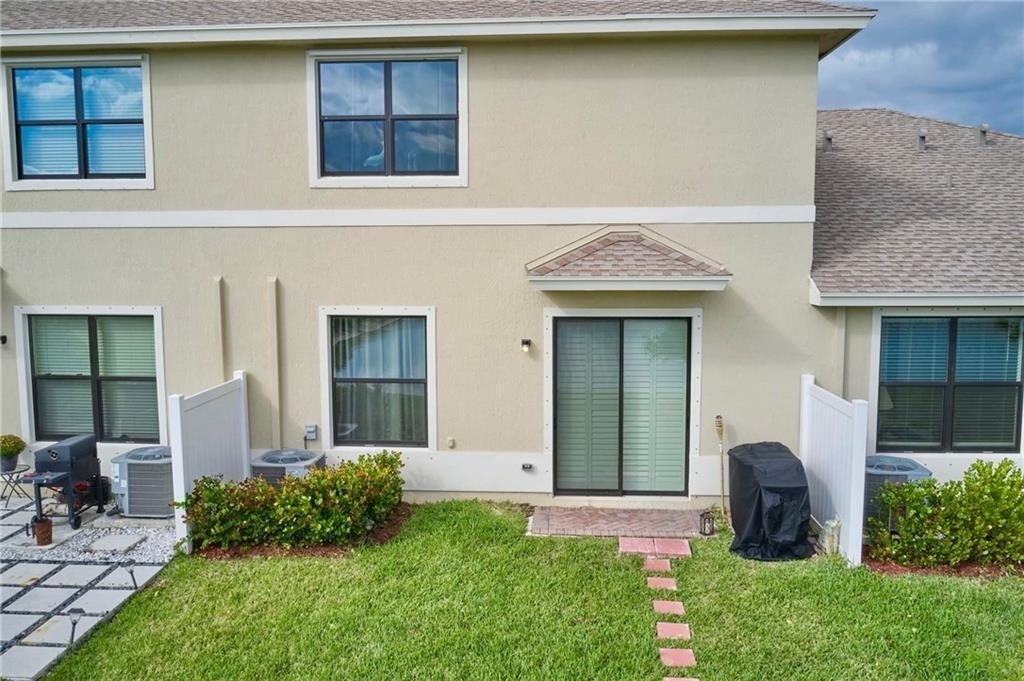 10032 W Villa Circle - Photo 26