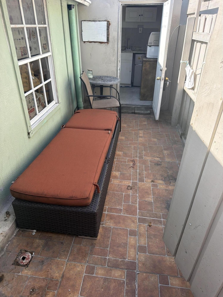 1822 Cleveland Street - Photo 0