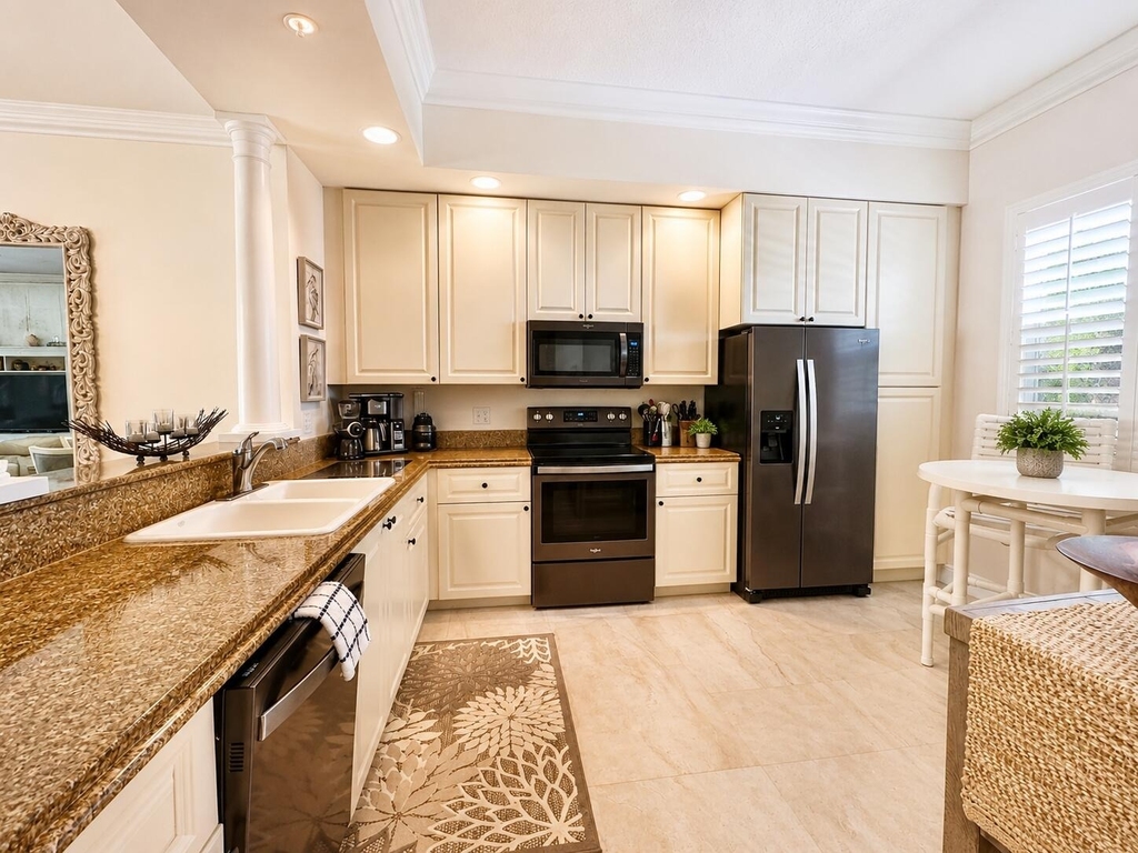 3 Harbour Isle Drive E - Photo 3