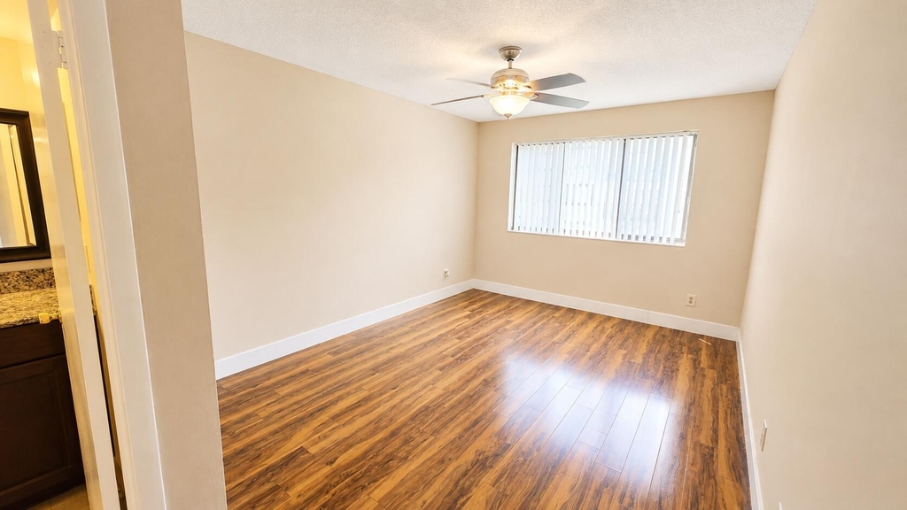 9244 W Atlantic Boulevard - Photo 12