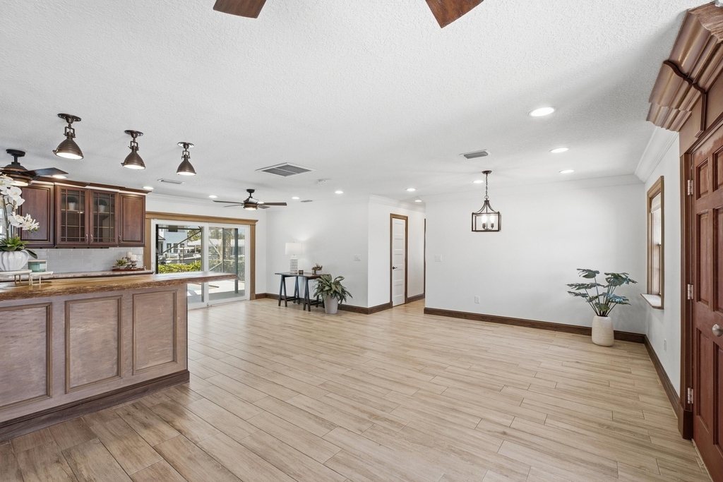 1603 Sw Seagull Way - Photo 9