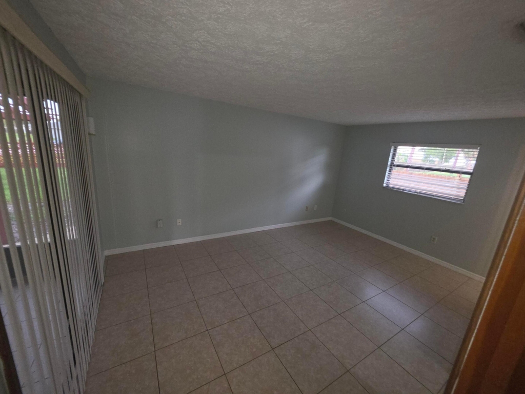 1901 Sw Dorado Lane - Photo 7