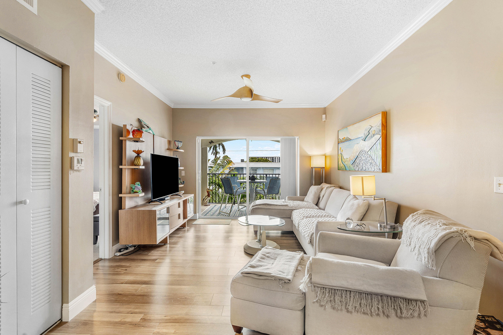 4411 Tuscany Way - Photo 5