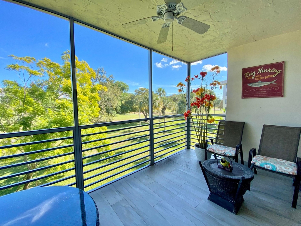 3800 Oaks Clubhouse Drive - Photo 14