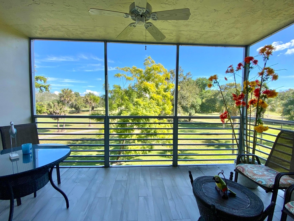 3800 Oaks Clubhouse Drive - Photo 13