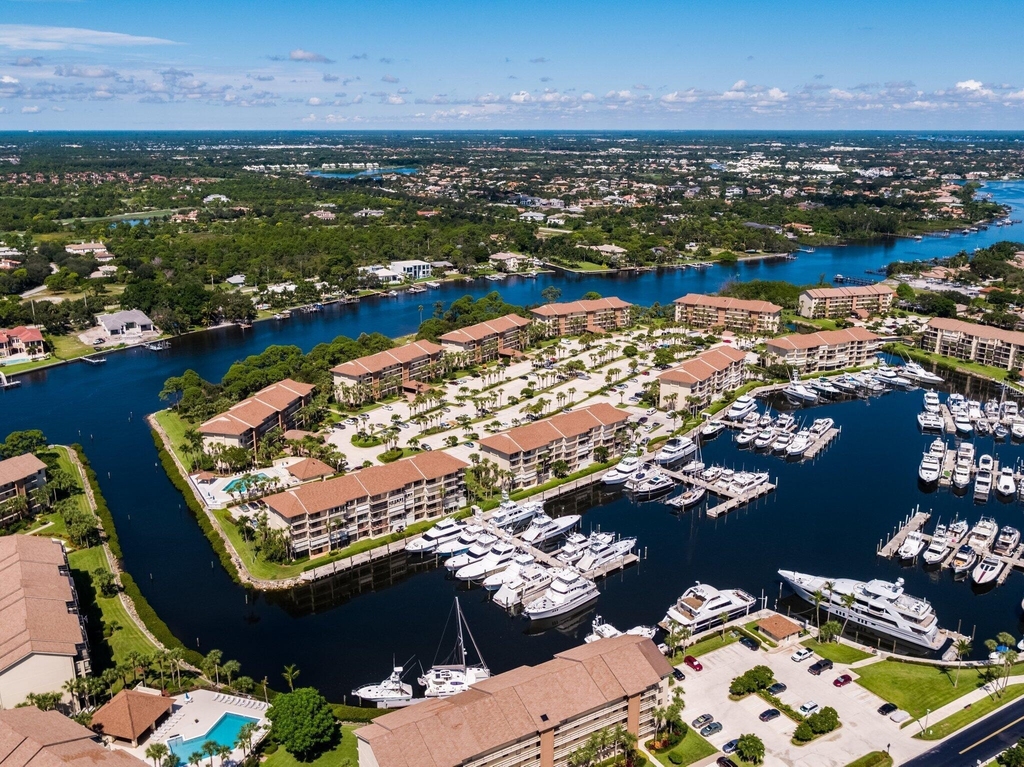 2301 Marina Isle Way - Photo 49
