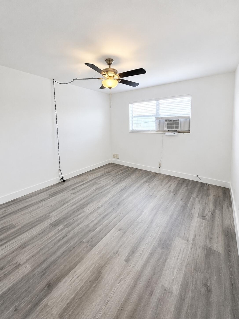 2837 Ne 30th Street - Photo 9