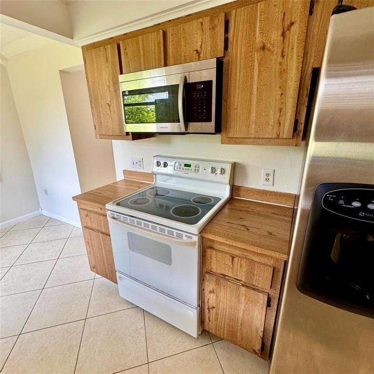 10849 Nw 30th Place - Photo 8
