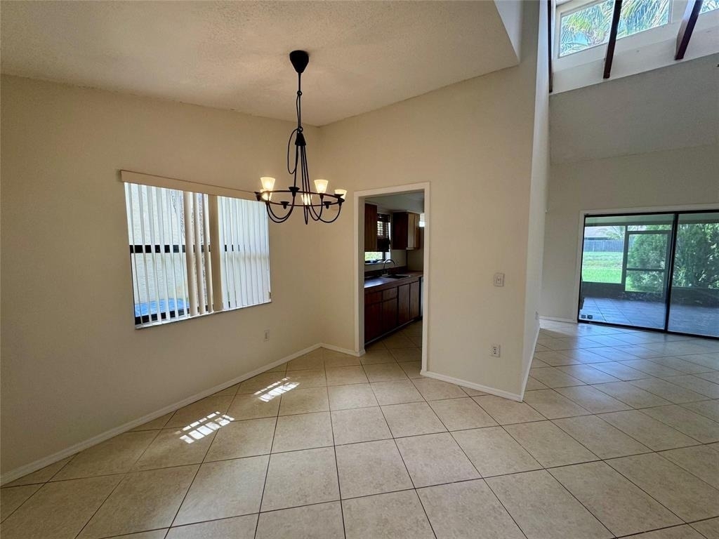 10849 Nw 30th Place - Photo 5