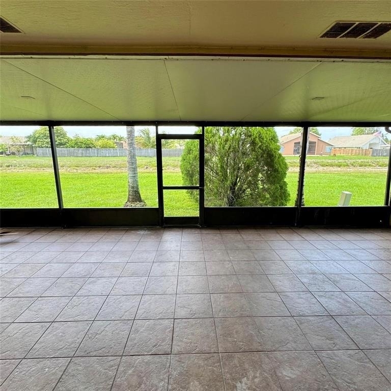 10849 Nw 30th Place - Photo 21