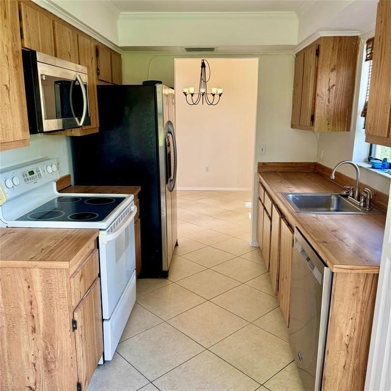 10849 Nw 30th Place - Photo 7