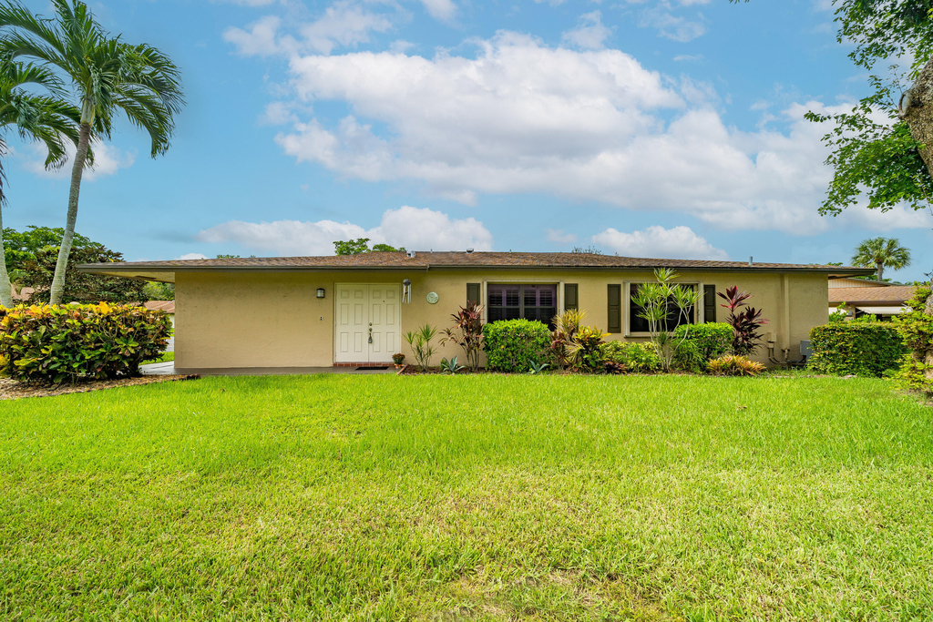 1651 Palmland Drive - Photo 2