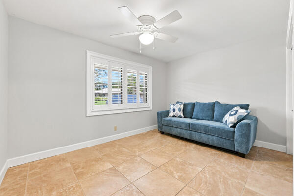 1651 Palmland Drive - Photo 8