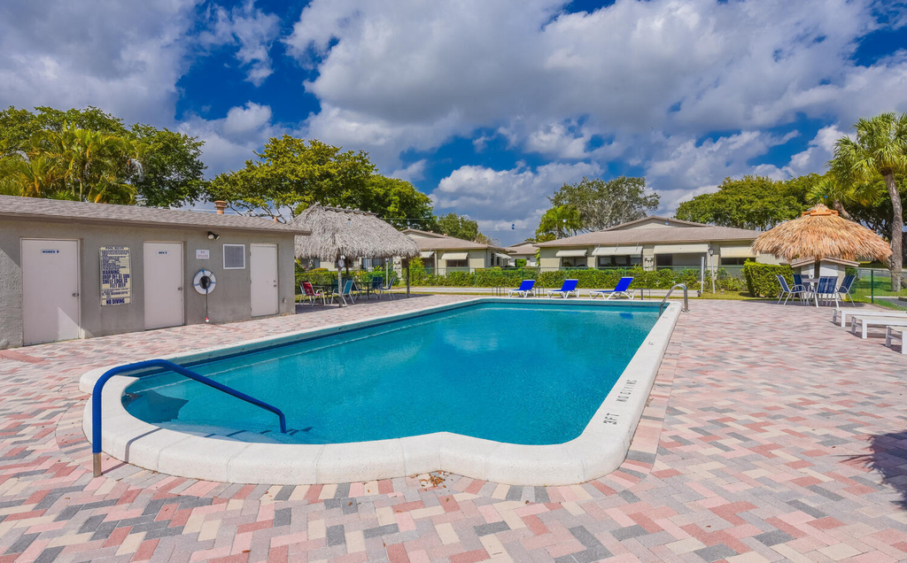 1651 Palmland Drive - Photo 22