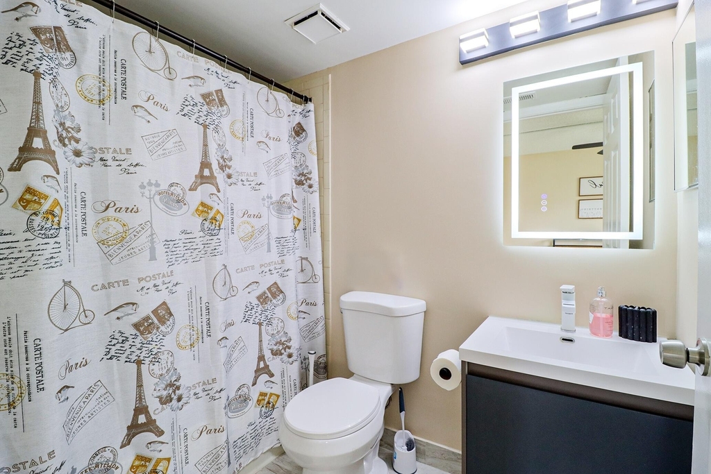 450 Palm Circle W - Photo 41