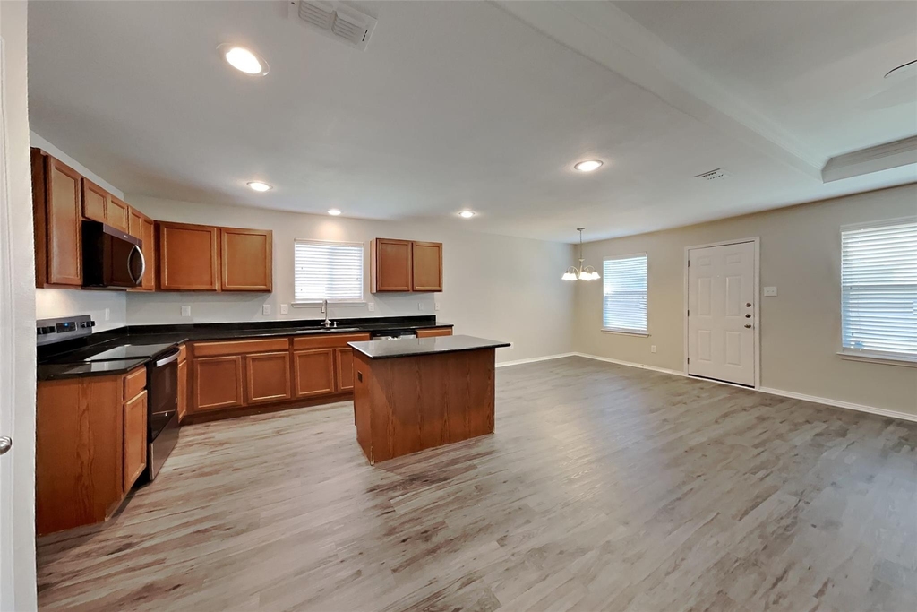 1256 Boxwood Lane - Photo 2
