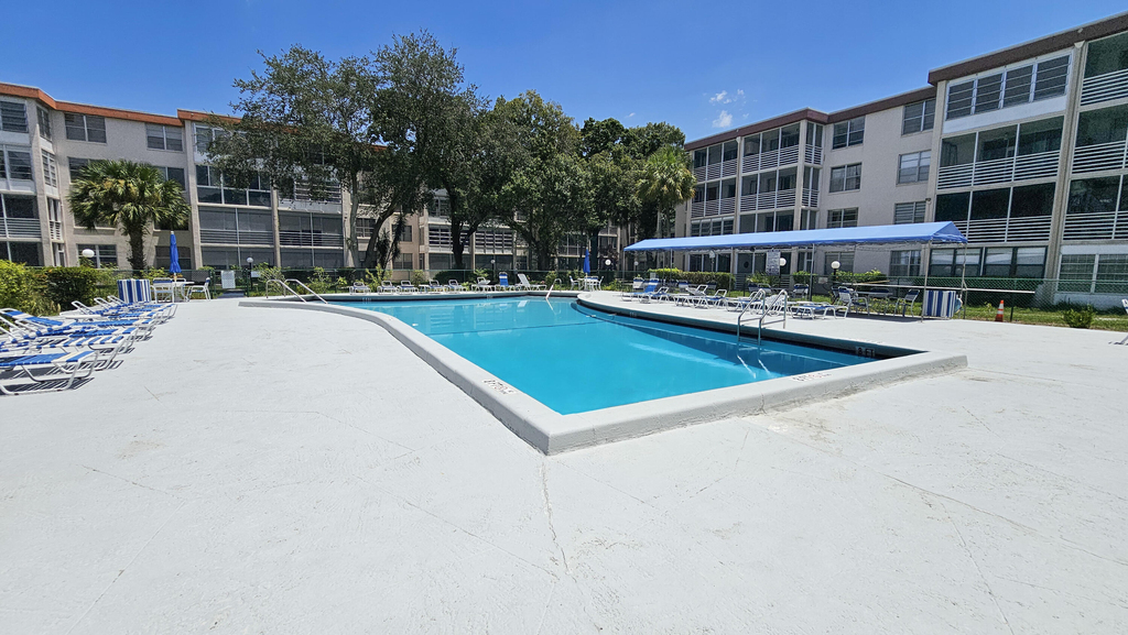 2650 Nw 49th Avenue - Photo 49
