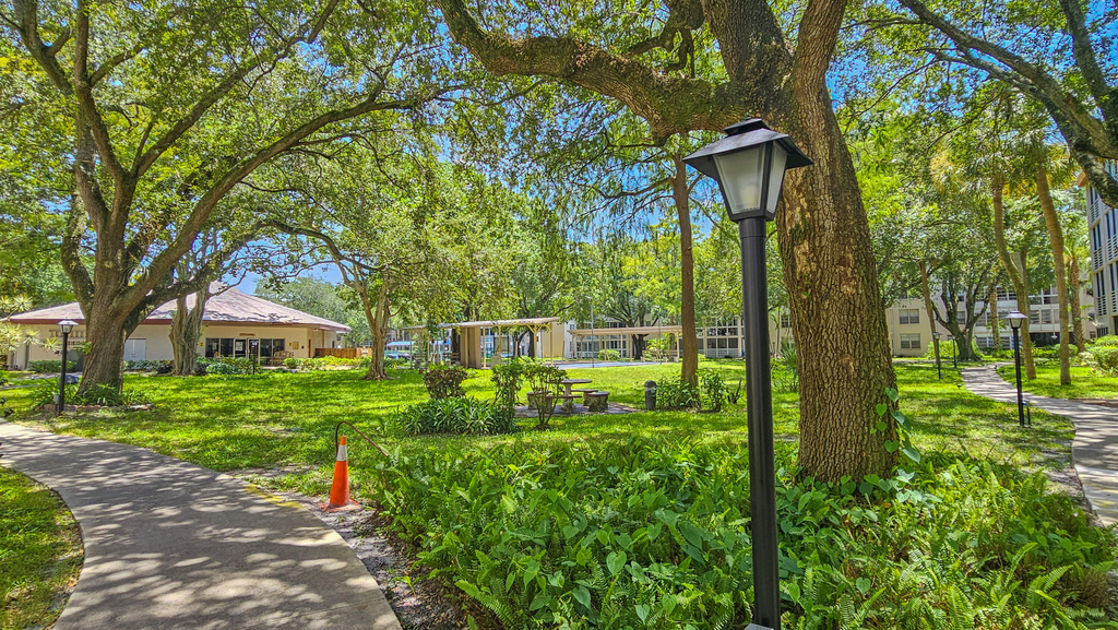 2650 Nw 49th Avenue - Photo 53