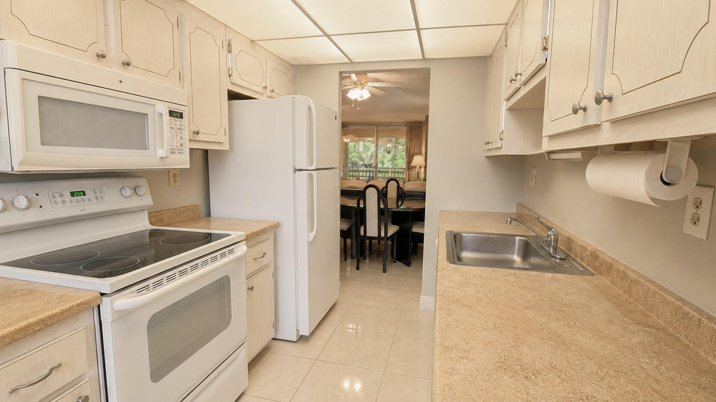 2650 Nw 49th Avenue - Photo 14
